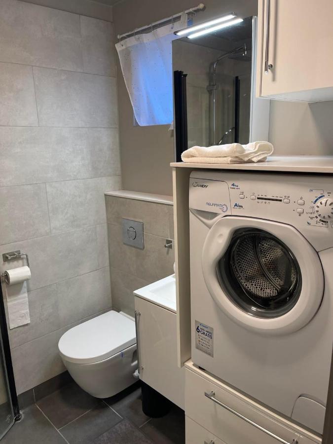 Askur'S Crib: 1 Bed Apartment Reykjavik Luaran gambar
